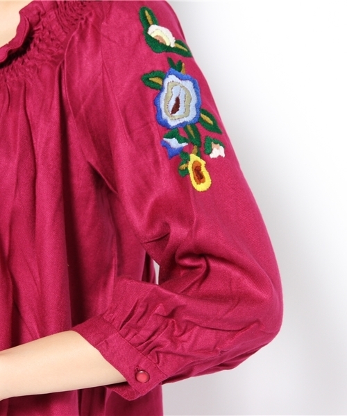 Kastane（カスタネ）の「メリンダTOP（シャツ/ブラウス・レディース・ブラック/ターコイズブルー/ワインレッド・FREE）」の6枚目の写真