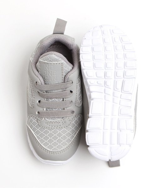 apres les cours（アプレレクール）の「ハイテクスニーカー（スニーカー・キッズ・ブラック/グレー/レッド・14/15 /16/17/18/19/20）」の9枚目の写真