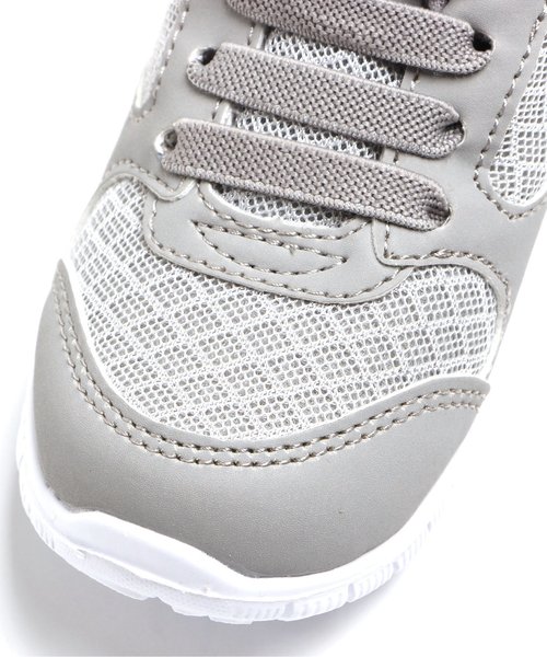 apres les cours（アプレレクール）の「ハイテクスニーカー（スニーカー・キッズ・ブラック/グレー/レッド・14/15 /16/17/18/19/20）」の14枚目の写真