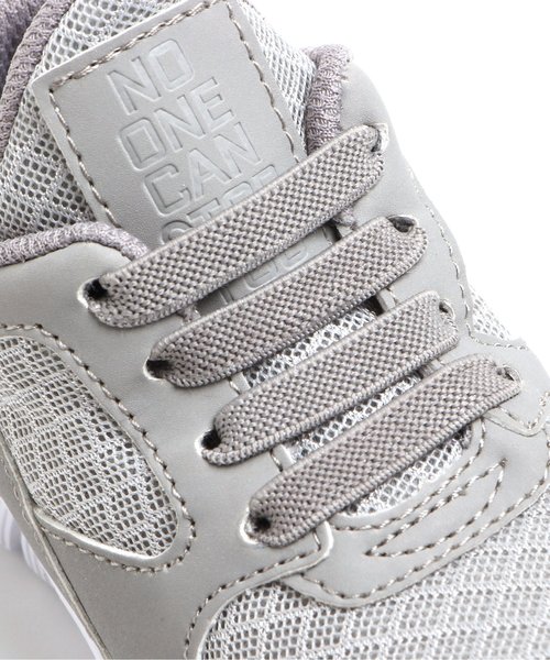 apres les cours（アプレレクール）の「ハイテクスニーカー（スニーカー・キッズ・ブラック/グレー/レッド・14/15 /16/17/18/19/20）」の8枚目の写真