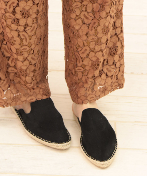 SESTO（セスト）の「ジュートソールのポインテッドトゥバブーシュスリッパサンダル/ぺたんこミュール/リラックスサンダル（サンダル・レディース・ブラック/ブラック系その他/ラベンダー/シルバー/グリーン/ベージュ/ホワイト・37/39/38/36）」の3枚目の写真