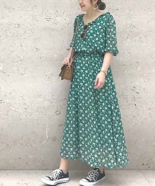 Cheek（チーク）の「花柄シフォンフリルブラウス（シャツ/ブラウス・レディース・ホワイト/ブラック/グリーン・MEDIUM）」の10枚目の写真