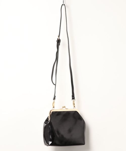 N.(N. Natural Beauty Basic)(エヌエヌナチュラルビューティーベーシック)の「チェーン付メタリックがま口ミニショルダーバッグ(ショルダーバッグ・レディース・ブラック/シルバー・フリ-)」の3枚目の写真