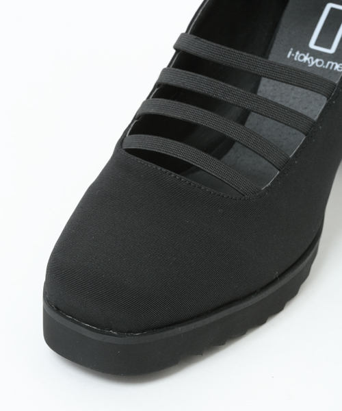 i（アイ）の「ゴムライン厚底パンプス（パンプス・レディース・ホワイト/ブラック・SMALL/LARGE/MEDIUM）」の5枚目の写真