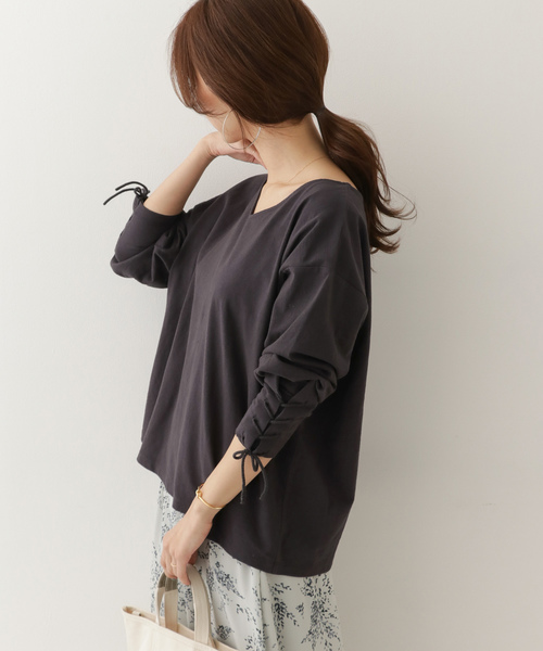 URBAN RESEARCH DOORS(アーバンリサーチドアーズ)の「レースアップスリーブプルオーバー∴(Tシャツ/カットソー・レディース・アイボリー/チャコールグレー/マスタード・ONE)」の17枚目の写真