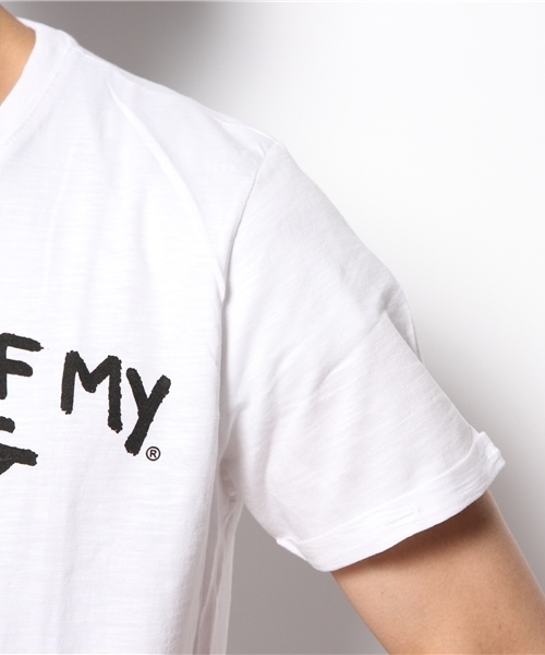 PLST（プラステ）の「Men 【Happiness is a $10】 Tee Tシャツ（Tシャツ/カットソー・メンズ・ホワイト・LARGE/MEDIUM）」の6枚目の写真