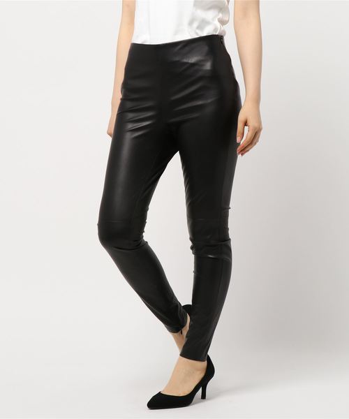 VERMEIL par iena(ヴェルメイユパーイエナ)の「ROOM NO.8 F/LEATHER スキニーパンツ(その他パンツ・レディース・ブラック・X-SMALL/SMALL)」の7枚目の写真