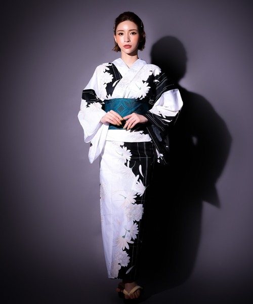 Ninarobe(ニーナローブ)の「浴衣セット レディース モノトーン 白牡丹 クール 大人 ゆかた2点セット 浴衣 作り帯(浴衣・レディース・ホワイト×ブラック・FREE)」の11枚目の写真