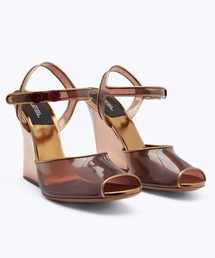 marc jacobs マークジェイコブス　ベージュ ウェッジヒール MARC JACOBS（マークジェイコブス）の「SANDAL WEDGE WITH