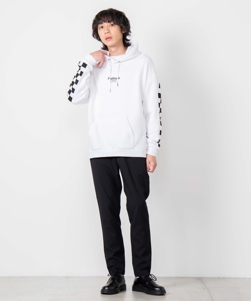 WEGO(ウィゴー)の「WEGO/ストレートラインフォトビッグシルエットプルパーカー(パーカー・メンズ・ブラック系その他/ホワイト/ホワイト系その他/ブラック・MEDIUM/LARGE)」の5枚目の写真