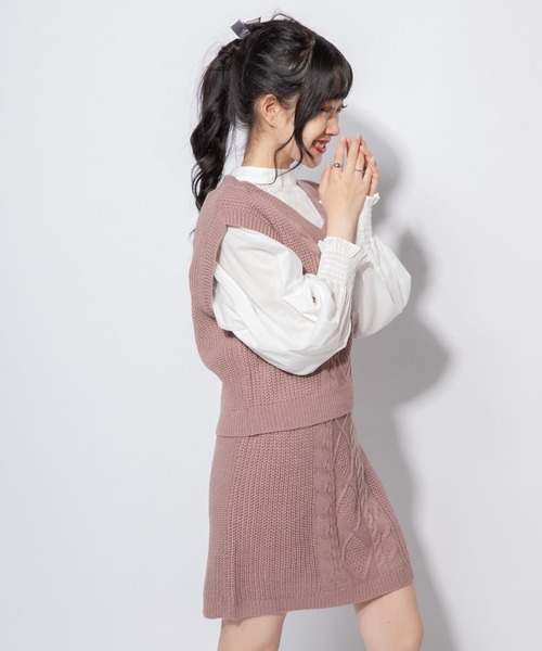 Mysa&Liina(ミーサリーナ)の「ケーブルニットベストセットアップ(ニット/セーター・レディース・ベージュ/ピンク・M/L)」の9枚目の写真