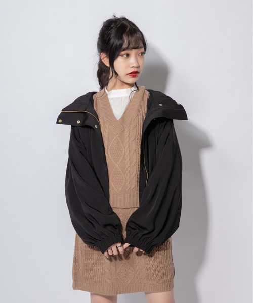 Mysa&Liina(ミーサリーナ)の「ケーブルニットベストセットアップ(ニット/セーター・レディース・ベージュ/ピンク・M/L)」の16枚目の写真