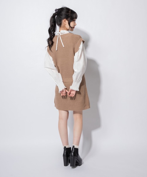 Mysa&Liina(ミーサリーナ)の「ケーブルニットベストセットアップ(ニット/セーター・レディース・ベージュ/ピンク・M/L)」の6枚目の写真