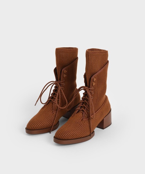 CHARLES & KEITH（チャールズ & キース）の「ニットレースアップ 