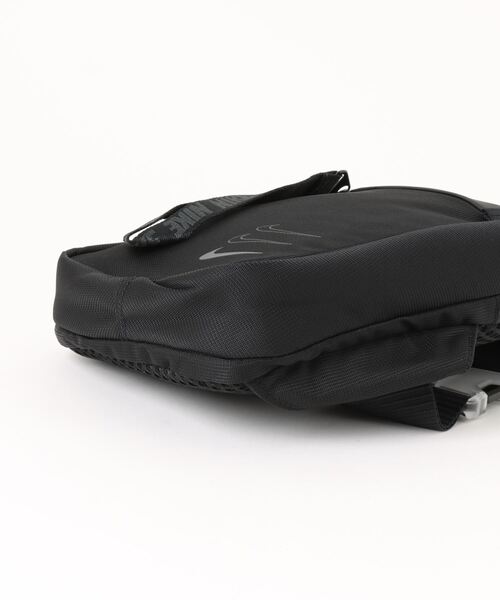 RATTLE TRAP（ラトルトラップ）の「NIKE Sportswear Essential Hip Bag BA6144（ショルダーバッグ・メンズ・ブラック・FREE）」の3枚目の写真