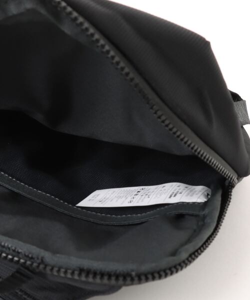 RATTLE TRAP（ラトルトラップ）の「NIKE Sportswear Essential Hip Bag BA6144（ショルダーバッグ・メンズ・ブラック・FREE）」の4枚目の写真