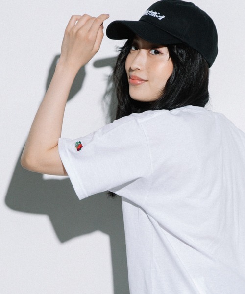 FRUIT OF THE LOOM(フルーツオブザルーム)の「ワッペンTEE / Tシャツ / 半袖 / トップス / シンプル / カジュアル / 無地 / ワンポイント / ユニセックス(Tシャツ/カットソー・メンズ・ネイビー/ブラック/グレー/ホワイト・S/M/L/XL)」の8枚目の写真