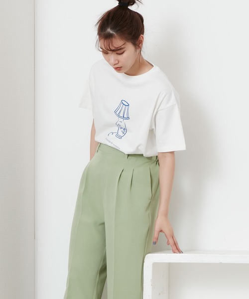 POU DOU DOU（プードゥドゥ）の「drawingモチーフプリントTee（Tシャツ/カットソー・レディース・ブラック/ベージュ/オフホワイト・3）」の13枚目の写真