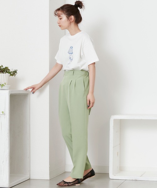 POU DOU DOU（プードゥドゥ）の「drawingモチーフプリントTee（Tシャツ/カットソー・レディース・ブラック/ベージュ/オフホワイト・3）」の6枚目の写真