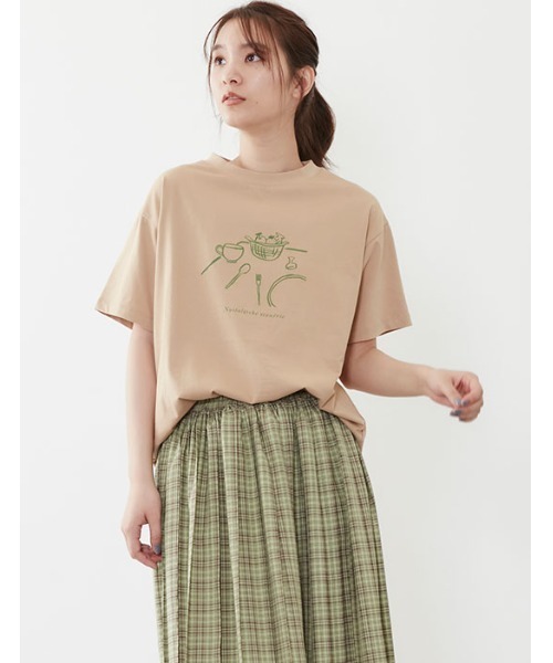 POU DOU DOU（プードゥドゥ）の「drawingモチーフプリントTee（Tシャツ/カットソー・レディース・ブラック/ベージュ/オフホワイト・3）」の10枚目の写真