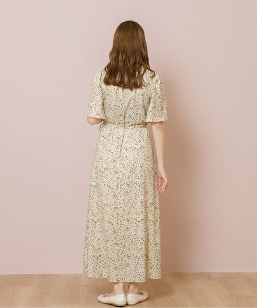 flower(フラワー)の「リラックスフラワーズワンピース(ワンピース・レディース・ネイビー/イエロー/グリーン・FREE)」の12枚目の写真