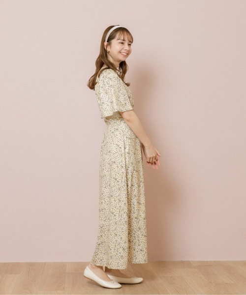 flower(フラワー)の「リラックスフラワーズワンピース(ワンピース・レディース・ネイビー/イエロー/グリーン・FREE)」の11枚目の写真