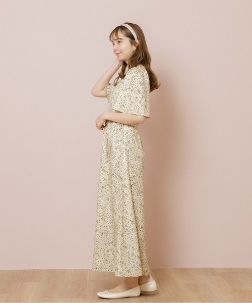 flower(フラワー)の「リラックスフラワーズワンピース(ワンピース・レディース・ネイビー/イエロー/グリーン・FREE)」の9枚目の写真