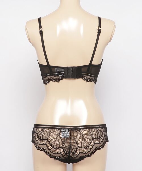SFW(エスエフダブリュー)の「ノンワイヤー セクシーランジェリーセット(ブラ&ショーツ・レディース・ホワイト/ブラック/ネイビー/グレー/ピンク・LL/S/M/L)」の9枚目の写真