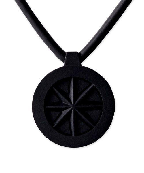 BANDEL（バンデル）の「【BANDEL】GHOST Luminous Necklace (Black)（ネックレス・メンズ・ブラック・45cm/50cm）」の4枚目の写真