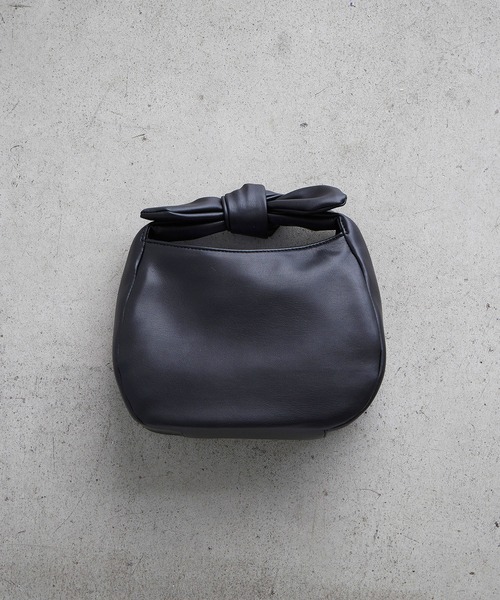 EFOLE（エフォル）の「ラウンド リボン ミニバッグ（ハンドバッグ・レディース・ブラック/ベージュ・FREE）」の14枚目の写真