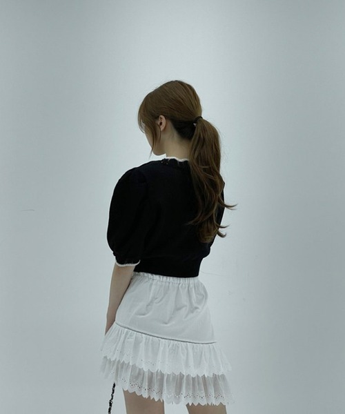 Jewelobe（ジュエローブ）の「配色ヘムパフスリーブニットカーディガン（カーディガン/ボレロ・レディース・オフホワイト/ブラック/ブラウン・FREE）」の14枚目の写真