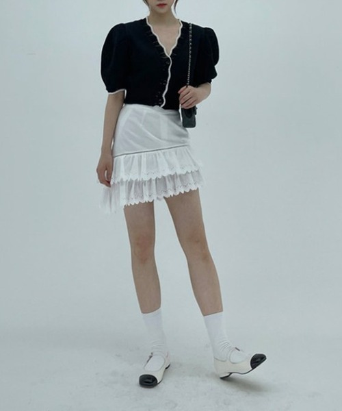 Jewelobe（ジュエローブ）の「配色ヘムパフスリーブニットカーディガン（カーディガン/ボレロ・レディース・オフホワイト/ブラック/ブラウン・FREE）」の15枚目の写真