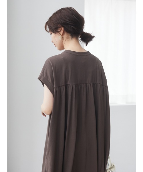 Sugar spoon(シュガースプーン)の「・SUGAR SPOON カットギャザーノースリワンピ*(ワンピース・レディース・ブラック/ブルー/パープル/ブラウン・FREE)」の14枚目の写真