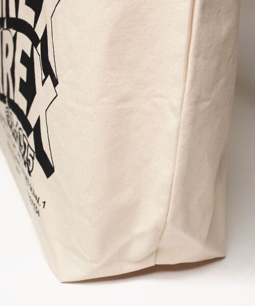 AVIREX（アヴィレックス）の「【直営店限定】ウェーブ ロゴ トート バッグ/WAVE LOGO TOTE BAG/アヴィレックス/AVIREX（トートバッグ・メンズ・オフホワイト/ブラック・FREE）」の14枚目の写真