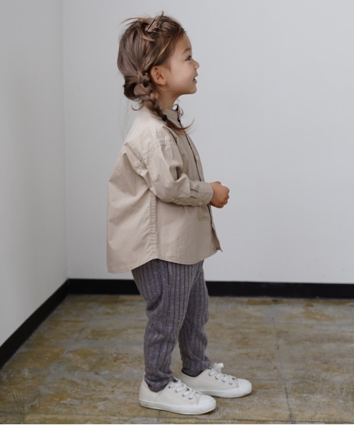 quoti use fith(クゥオティ ユース フィス)の「ハイカウントコットン 長袖ルーズシャツ(シャツ/ブラウス・キッズ・ホワイト/ネイビー/ベージュ・80/90/100/130/110/120)」の13枚目の写真