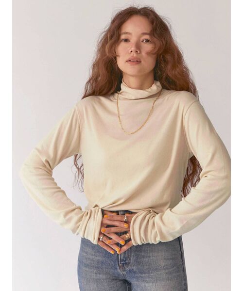 Ungrid（アングリッド）の「ハイネックロングスリーブTee（Tシャツ/カットソー・レディース・ブラック/アイボリー/ボルドー・FREE）」の14枚目の写真