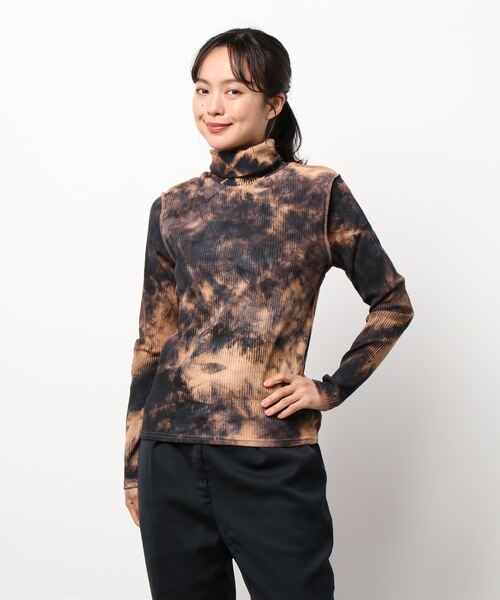 notch.（ノッチ）の「タイダイテレコハイネックロンT（Tシャツ/カットソー・レディース・ブラウン/ベージュ・M）」の8枚目の写真