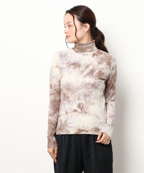 notch.（ノッチ）の「タイダイテレコハイネックロンT（Tシャツ/カットソー・レディース・ブラウン/ベージュ・M）」の6枚目の写真