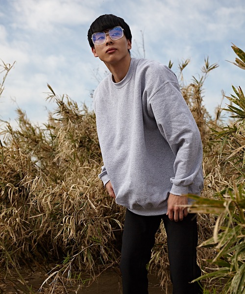 GILDAN(ギルダン)の「ヘビーブレンド 8.0oz クルーネックスウェット(スウェット・メンズ・ホワイト/ブラック/ダークグリーン/ダークブラウン/パープル/レッド/ピンク/イエロー/マルーン/グレー/ライトブルー/ネイビー・SMALL/MEDIUM/X-LARGE/LARGE/XX-LARGE)」の3枚目の写真