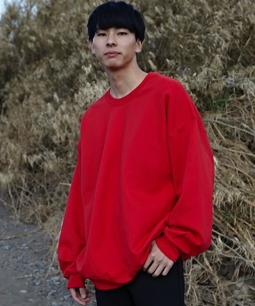 GILDAN(ギルダン)の「ヘビーブレンド 8.0oz クルーネックスウェット(スウェット・メンズ・ホワイト/ブラック/ダークグリーン/ダークブラウン/パープル/レッド/ピンク/イエロー/マルーン/グレー/ライトブルー/ネイビー・SMALL/MEDIUM/X-LARGE/LARGE/XX-LARGE)」の11枚目の写真