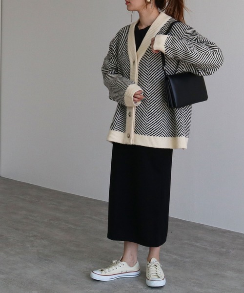 reca（レカ）の「ヘリンボーンニットカーディガン（カーディガン/ボレロ・レディース・ライトグレー/ブラック・FREE）」の5枚目の写真