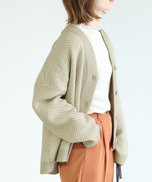 reca（レカ）の「ヘリンボーンニットカーディガン（カーディガン/ボレロ・レディース・ライトグレー/ブラック・FREE）」の15枚目の写真