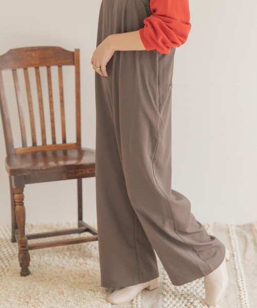 ITEMS URBANRESEARCH（アイテムズ アーバンリサーチ）の「ワイドパンツオールインワン（つなぎ/オールインワン・レディース・グリーン/ダークブラウン/ブラック・FREE）」の7枚目の写真