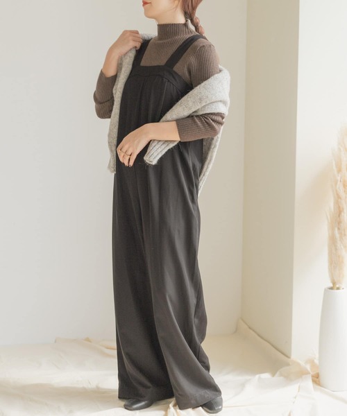 ITEMS URBANRESEARCH（アイテムズ アーバンリサーチ）の「ワイドパンツオールインワン（つなぎ/オールインワン・レディース・グリーン/ダークブラウン/ブラック・FREE）」の14枚目の写真