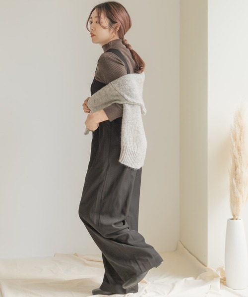 ITEMS URBANRESEARCH（アイテムズ アーバンリサーチ）の「ワイドパンツオールインワン（つなぎ/オールインワン・レディース・グリーン/ダークブラウン/ブラック・FREE）」の17枚目の写真