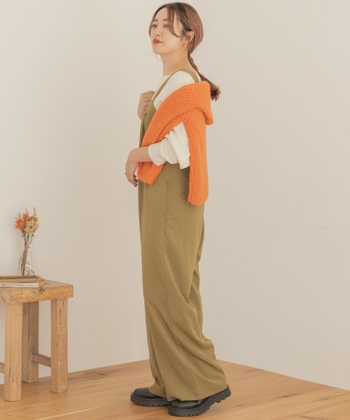 ITEMS URBANRESEARCH（アイテムズ アーバンリサーチ）の「ワイドパンツオールインワン（つなぎ/オールインワン・レディース・グリーン/ダークブラウン/ブラック・FREE）」の22枚目の写真