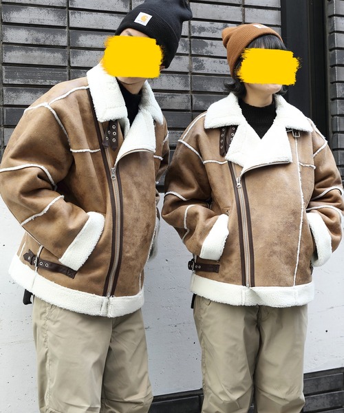 ８(eight)（エイト）の「フェイクムートンワイドライダースジャケット（ムートンコート・メンズ・ブラック/アイボリー/ベージュ・LARGE/MEDIUM）」の3枚目の写真