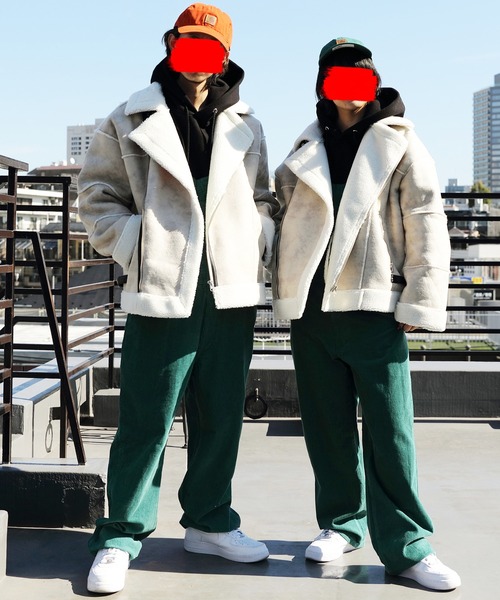 ８(eight)（エイト）の「フェイクムートンワイドライダースジャケット（ムートンコート・メンズ・ブラック/アイボリー/ベージュ・LARGE/MEDIUM）」の9枚目の写真