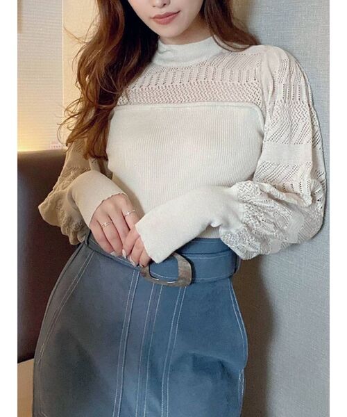 RESEXXY（リゼクシー）の「バックリボンクロシェ調ニットトップス（ニット/セーター・レディース・ブラック/モカ/アイボリー・FREE）」の2枚目の写真