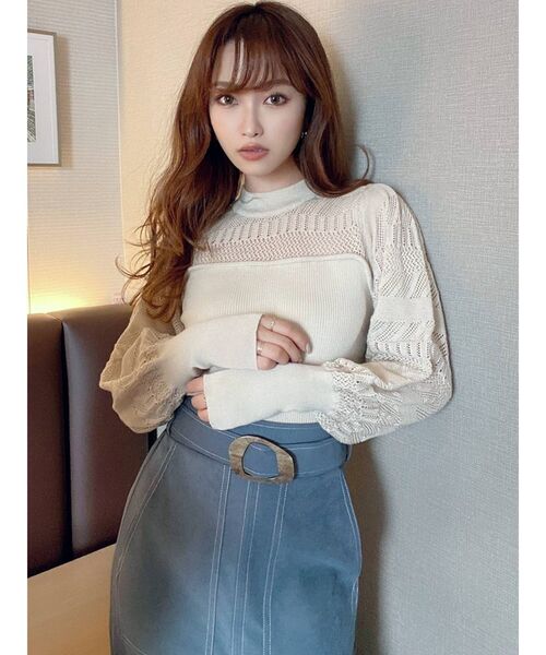 RESEXXY（リゼクシー）の「バックリボンクロシェ調ニットトップス（ニット/セーター・レディース・ブラック/モカ/アイボリー・FREE）」の6枚目の写真